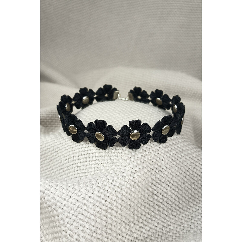 MANON Černý krajkový choker s květy 115252798