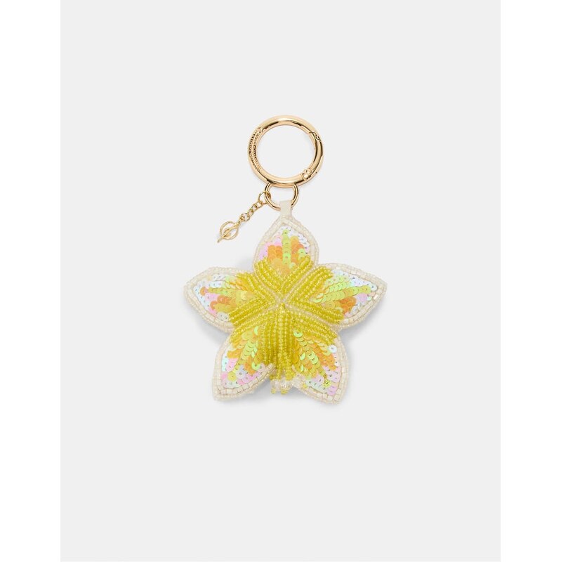 Stradivarius Beaded flower charm keyring in ecru-White 115299965