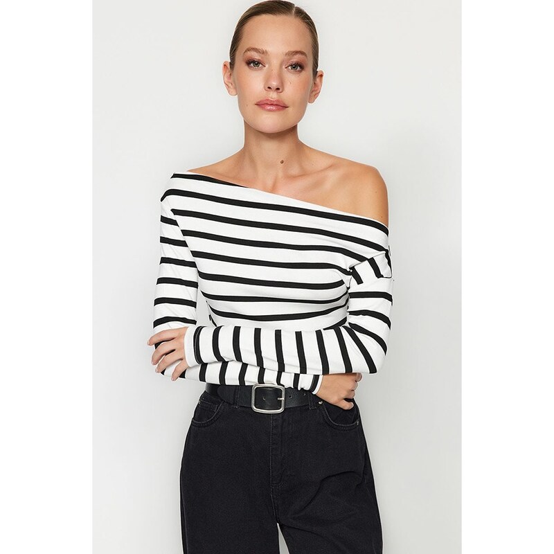 trendyol Weiß/ Schwarz 2239279