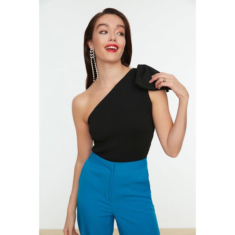 trendyol Schwarz 6594558