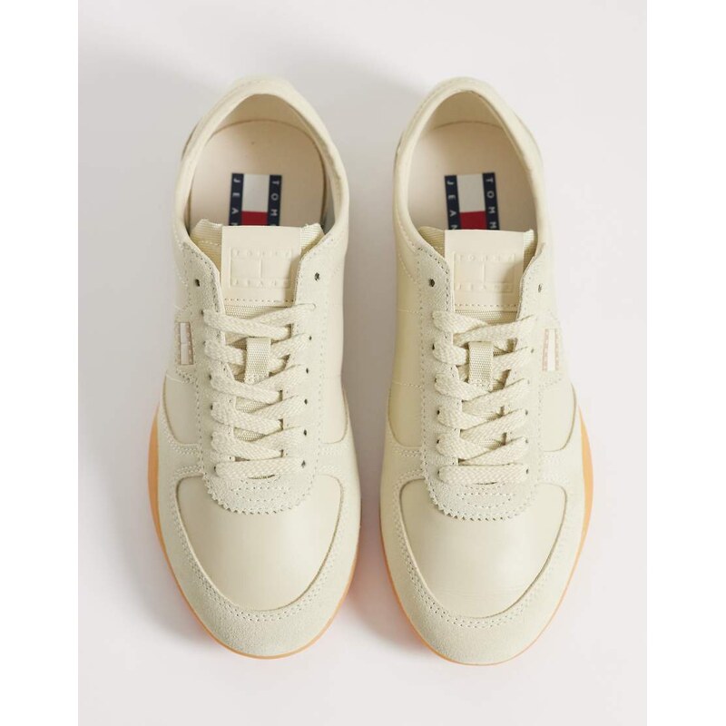 Tommy Jeans ballet trainers in cream-White