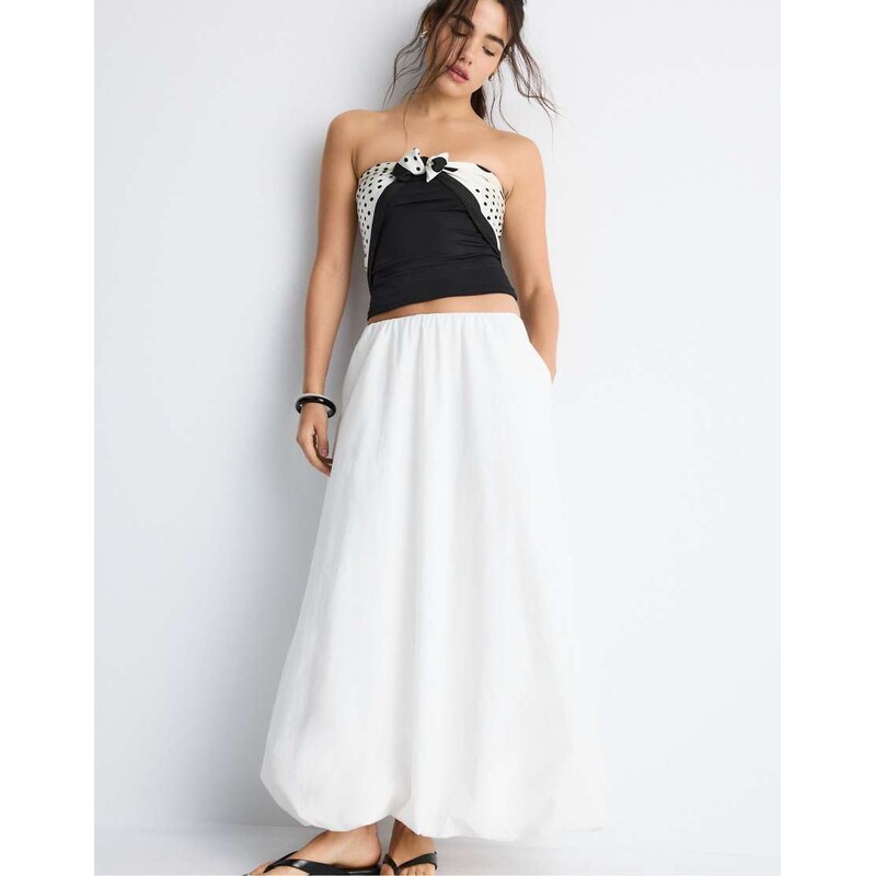 Stradivarius Poplin maxi balloon skirt in white 115366208