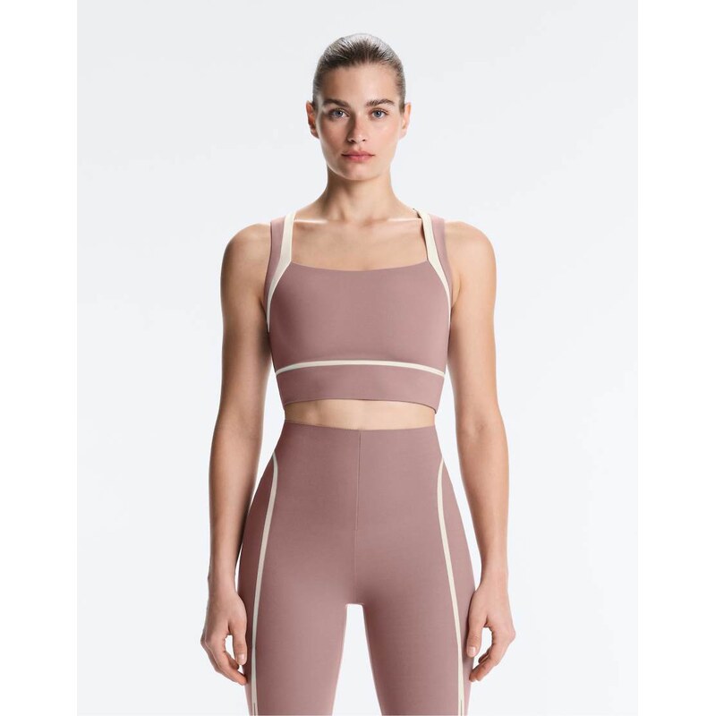 OYSHO Compressive contrast tank top in purple