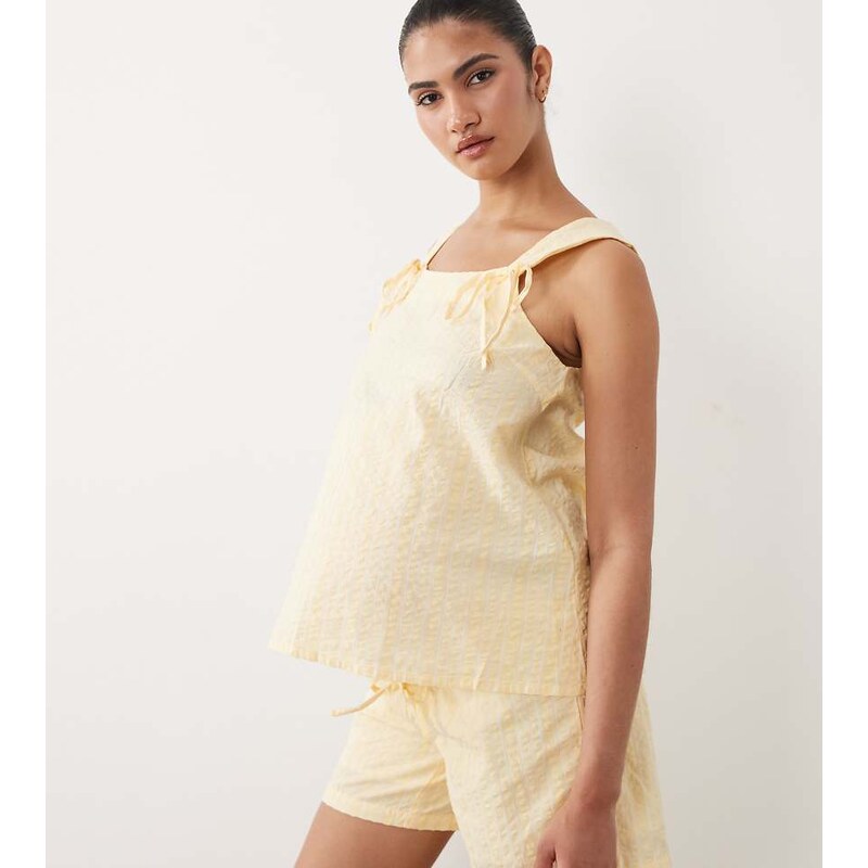 Mama.licious Mamalicious Maternity seersucker shorts co-ord in