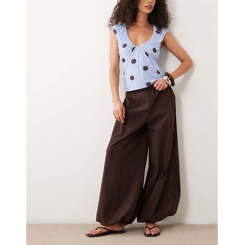 River Island technical balloon trousers in brown 115366144