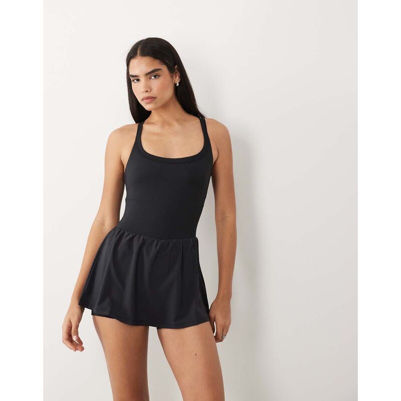 4505 active run dress with inner bra and under short in black