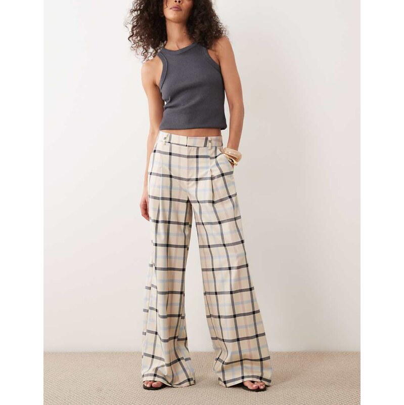 ASOS DESIGN wide leg trouser in check-White