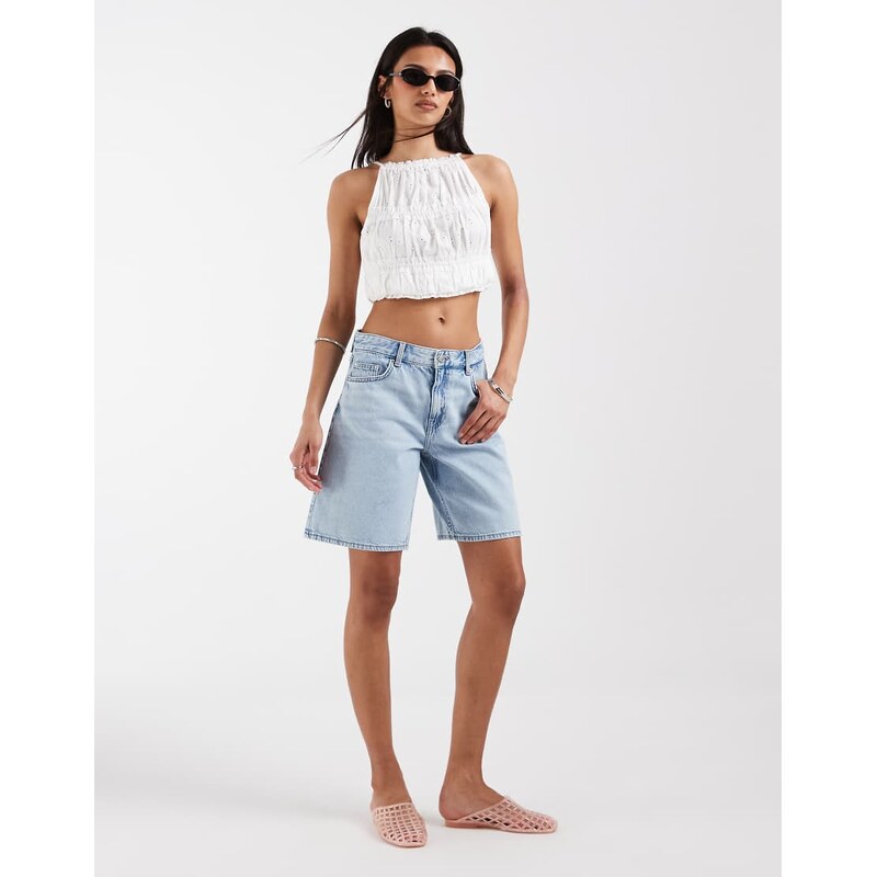 ONLY mid rise loose fit mom shorts in light blue denim