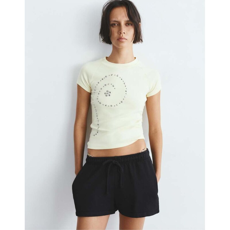 Pull&Bear Sports shorts with elastic waist in black 115380010