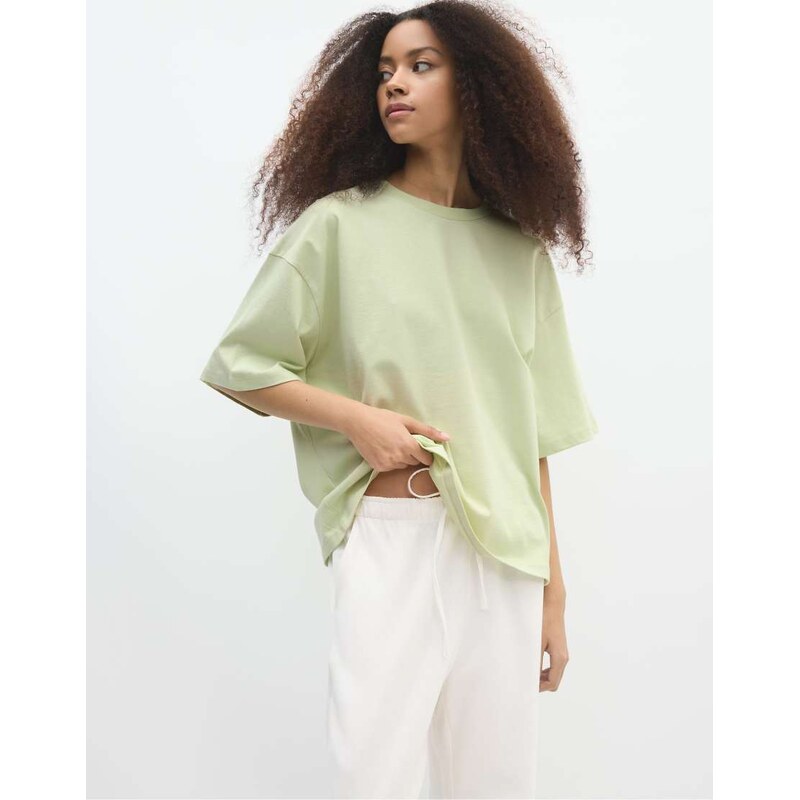 Stradivarius Boxy short sleeve t-shirt in green