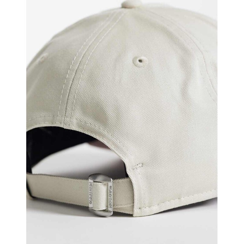 New Era LA Dodgers 9forty contrast peak cap in multi