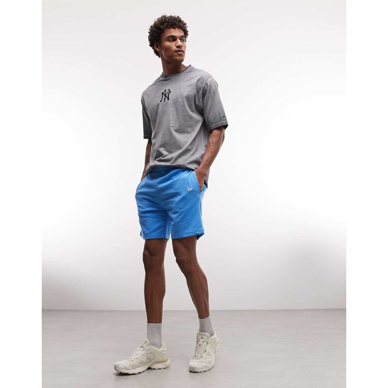 New Era NY Yankees midi logo jersey shorts in blue