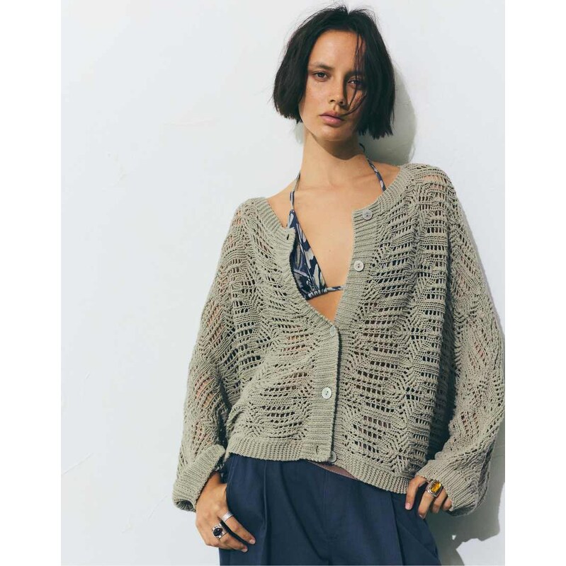 Pull&Bear Cutwork knit cardigan in khaki-Green 115403206