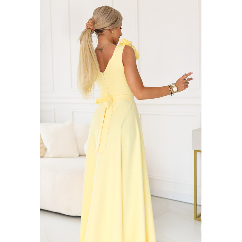 Elegantní večerní maxi šaty s rozparkem a růžemi žluté model