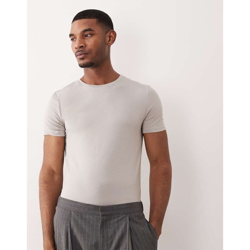ASOS DESIGN Essentials muscle fit t-shirt in grey