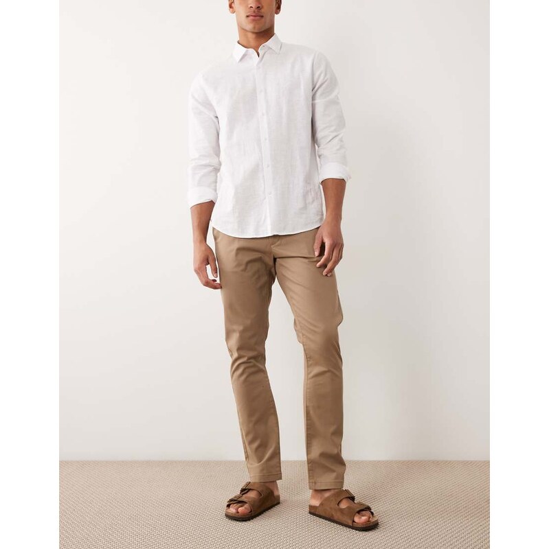 ASOS DESIGN slim fit chino in tan-Brown