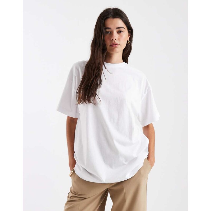 New Look oversized tee in white 115409214