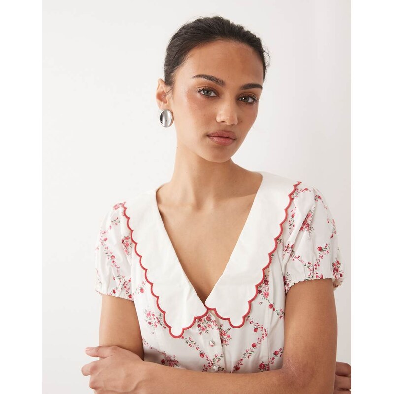 Abercrombie & Fitch collared puff sleeve mini dress in white floral print-Neutral