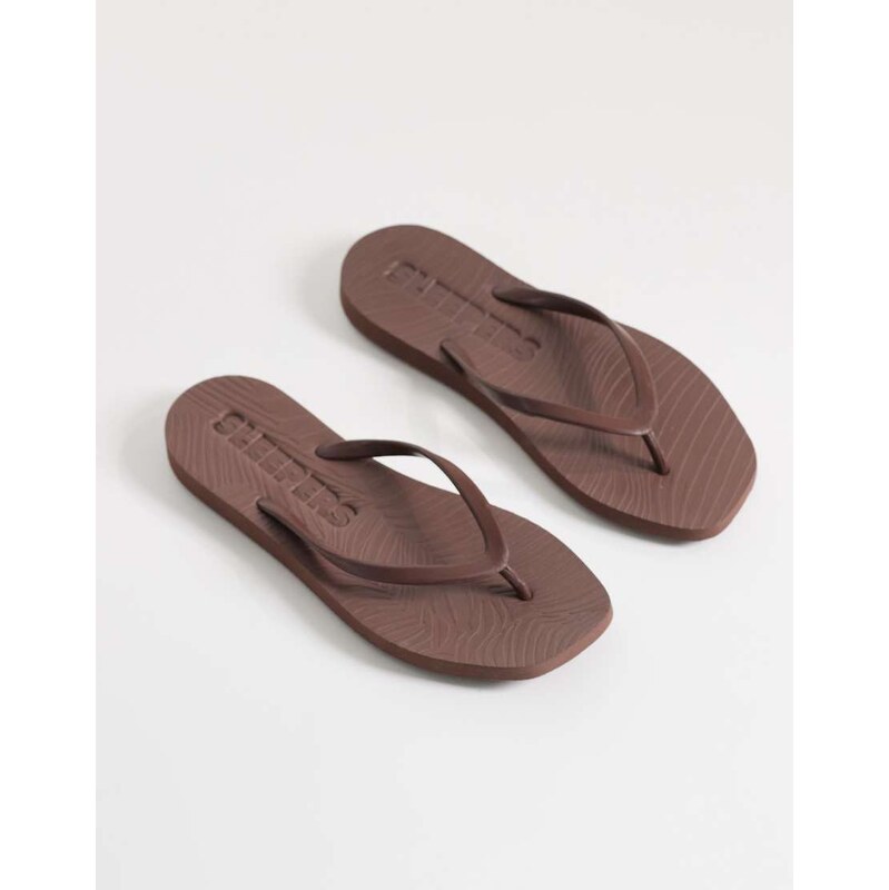 SLEEPERS tapered flip flops in brown