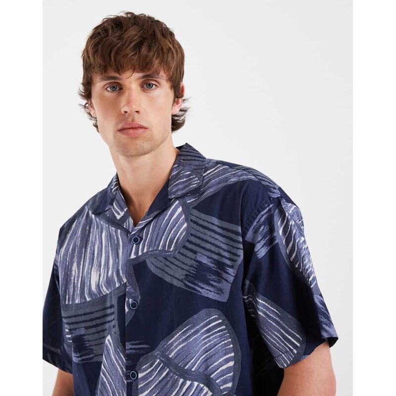 Jack & Jones Premium short sleeve shirt with plant print in navy