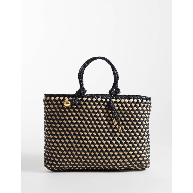 Mango contrast woven raffia handbag in black 115414319