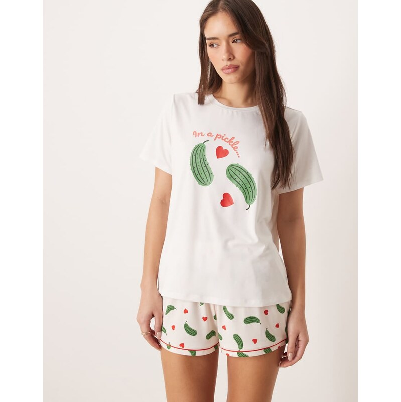 Urban Threads jersey t-shirt and short pyjama set in pickle heart 115422467