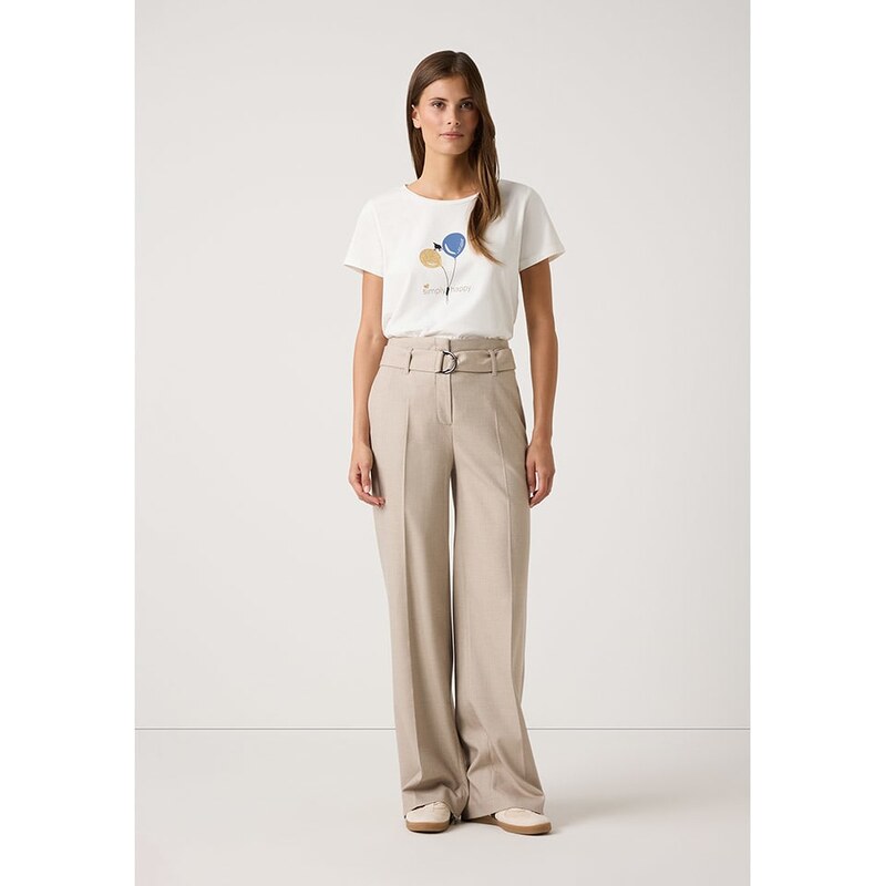 More & More Beige 4278388 115432898