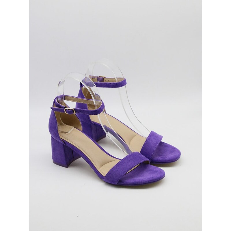 Bellucci Lila 3735142 115453562