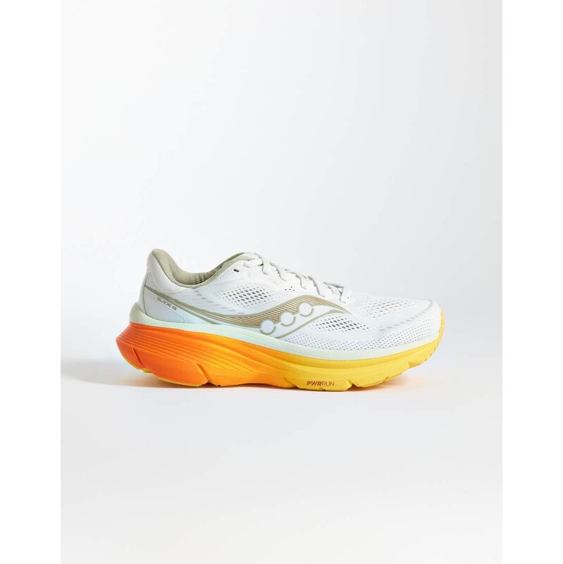Saucony Guide 19 running trainers in ivory and fire-Multi 115468361