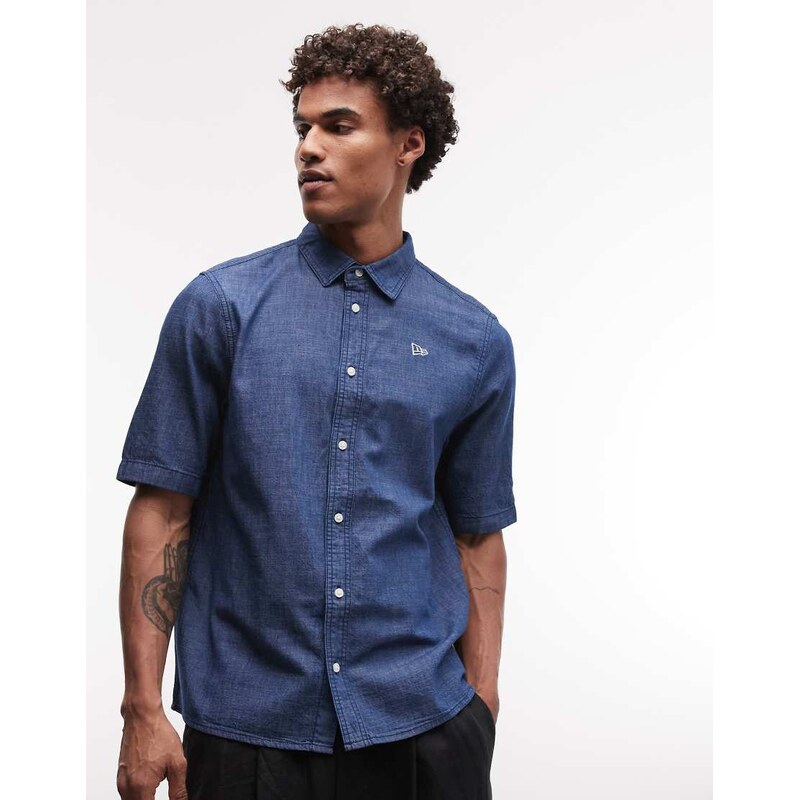 New Era logo short sleeve denim shirt in blue
