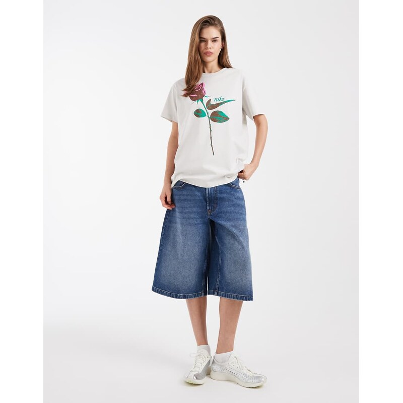 Nike rose graphic oversized t-shirt in light grey