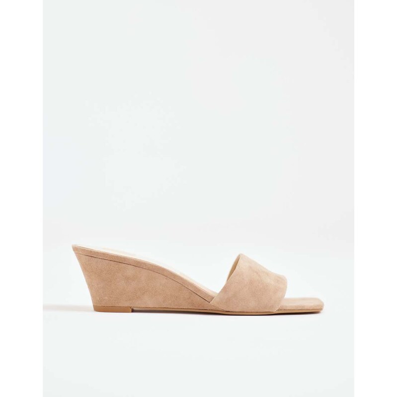Dolce Vita Qaily low wedge heeled mules in camel suede-Neutral 115496073