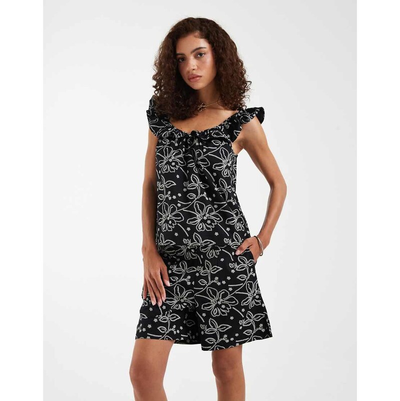 Vero Moda high waist woven shorts co-ord in black and cream