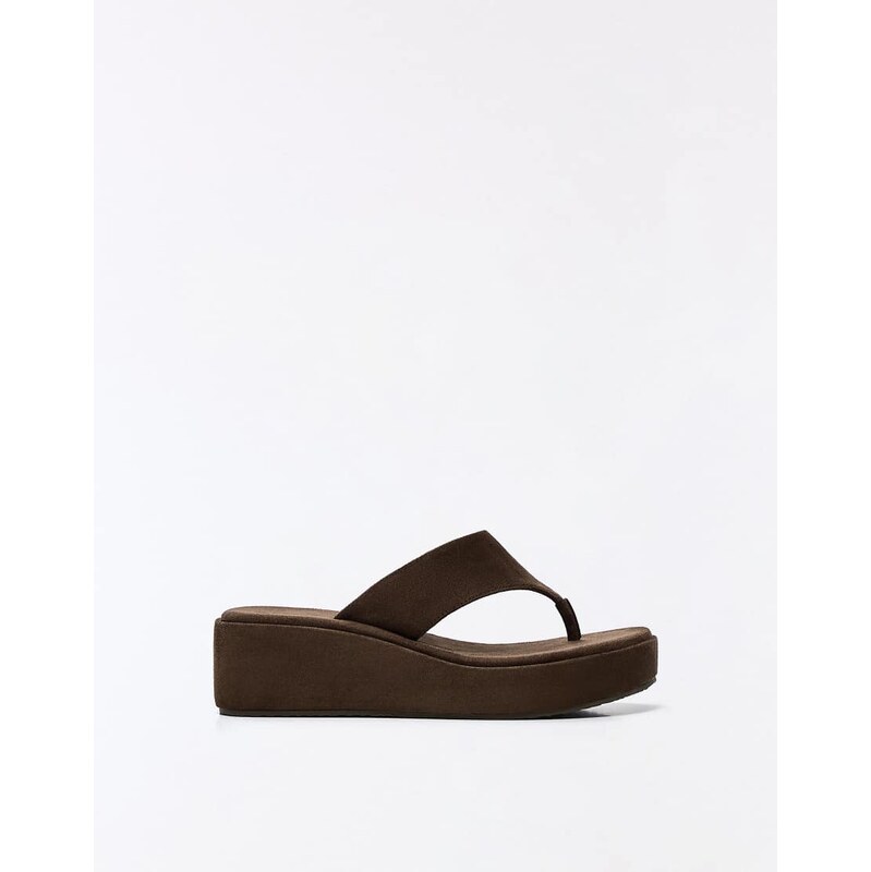 Bershka Thong heeled platform sandals in brown