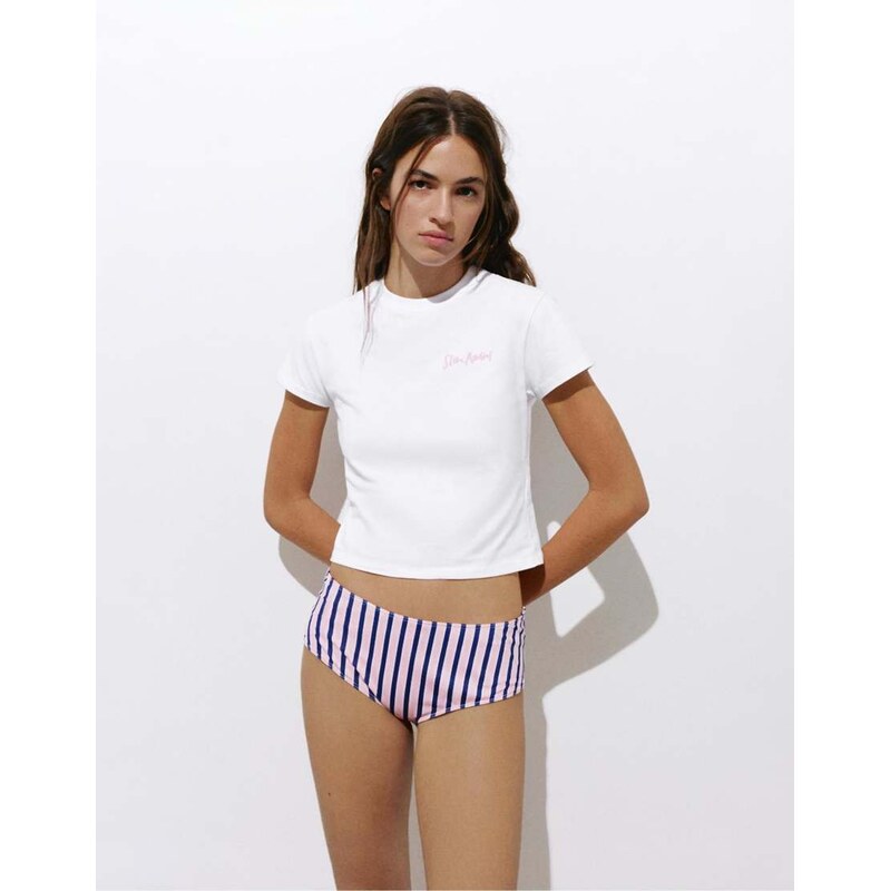 Pull&Bear Slim aarons t-shirt in white