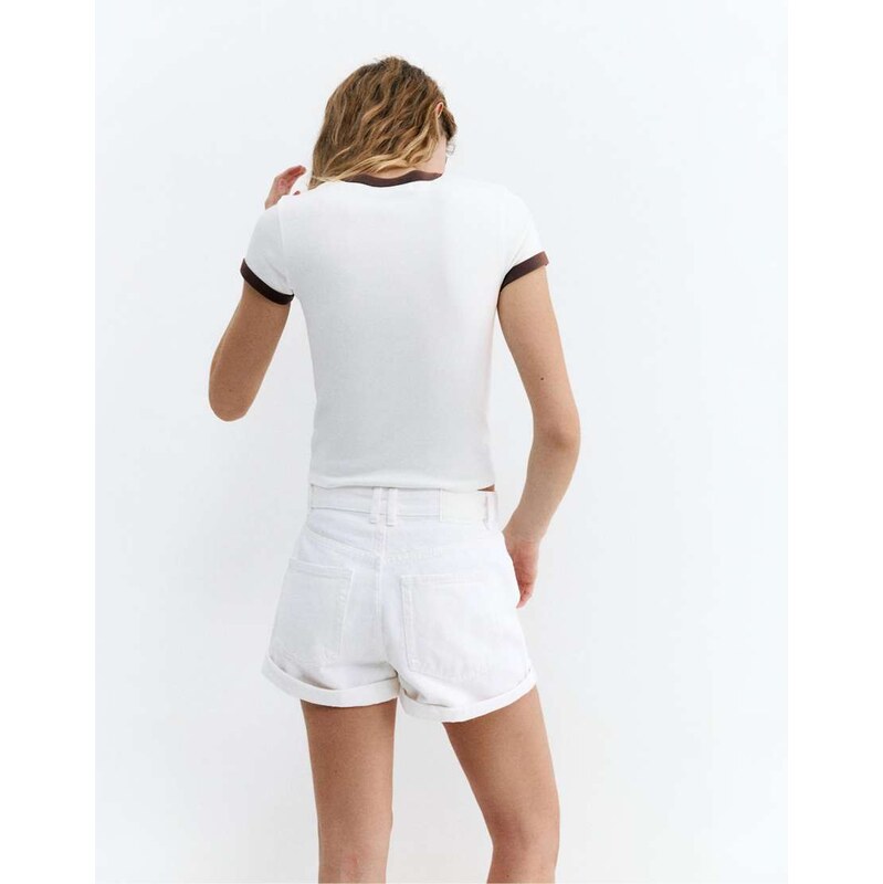 Pull&Bear Ribbed t-shirt with graphic in ice-White