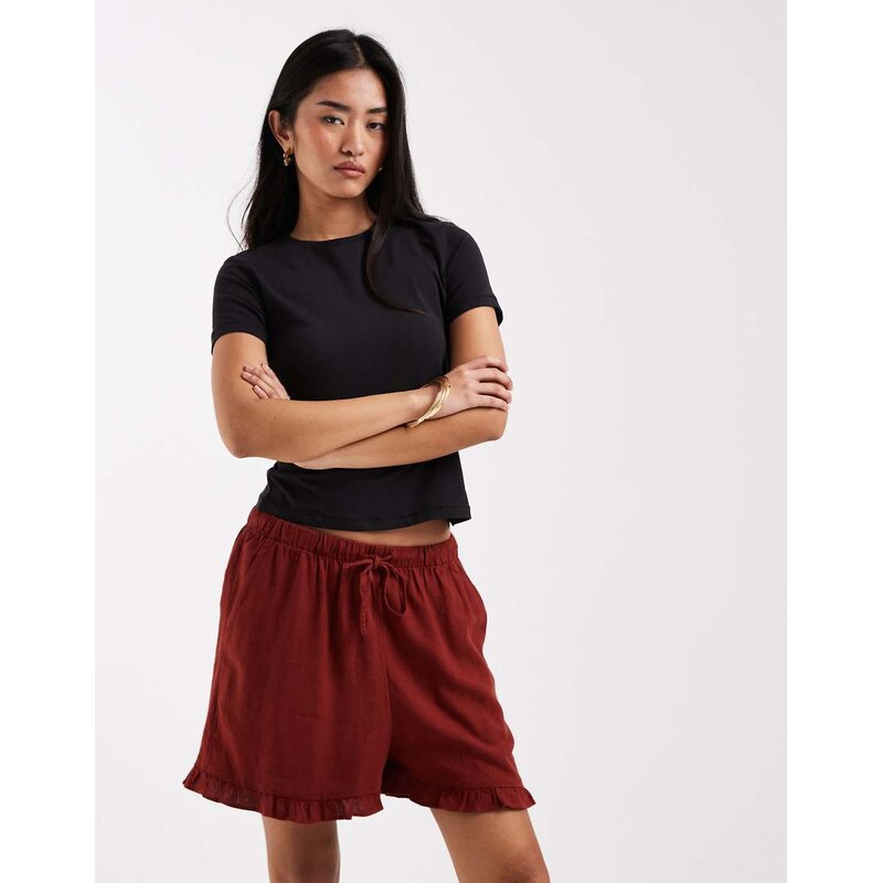 New Look ruffle linen blend pull on shorts in rust-Red