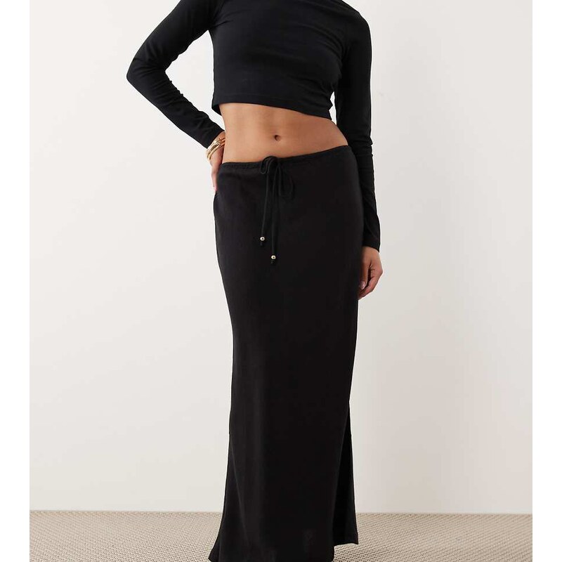 New Look Petite linen blend bias midi skirt in black 115546961