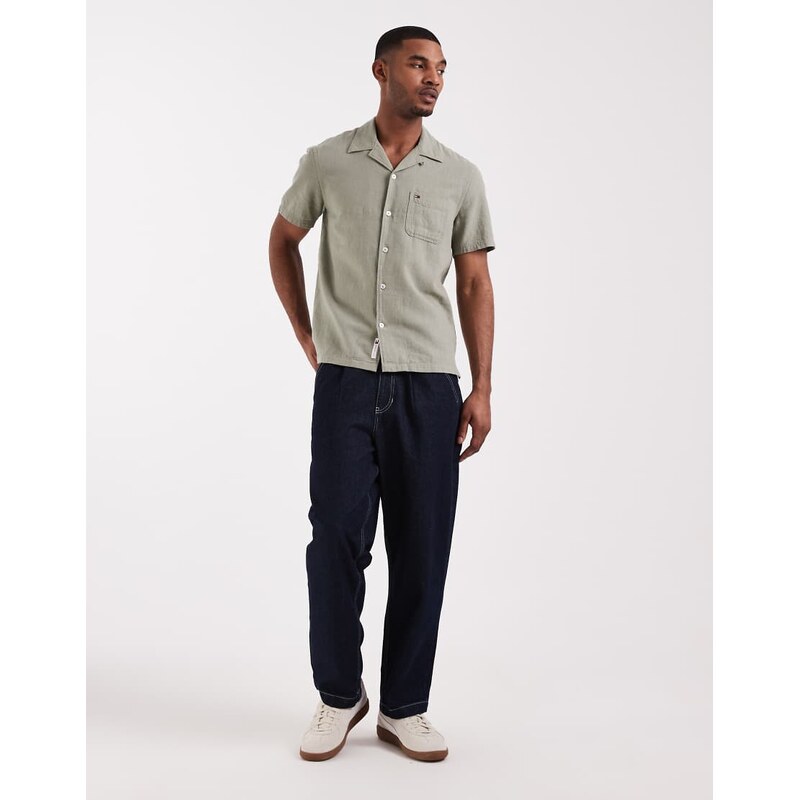 Tommy Jeans linen blend camp collar short sleeve shirt in khaki-Green