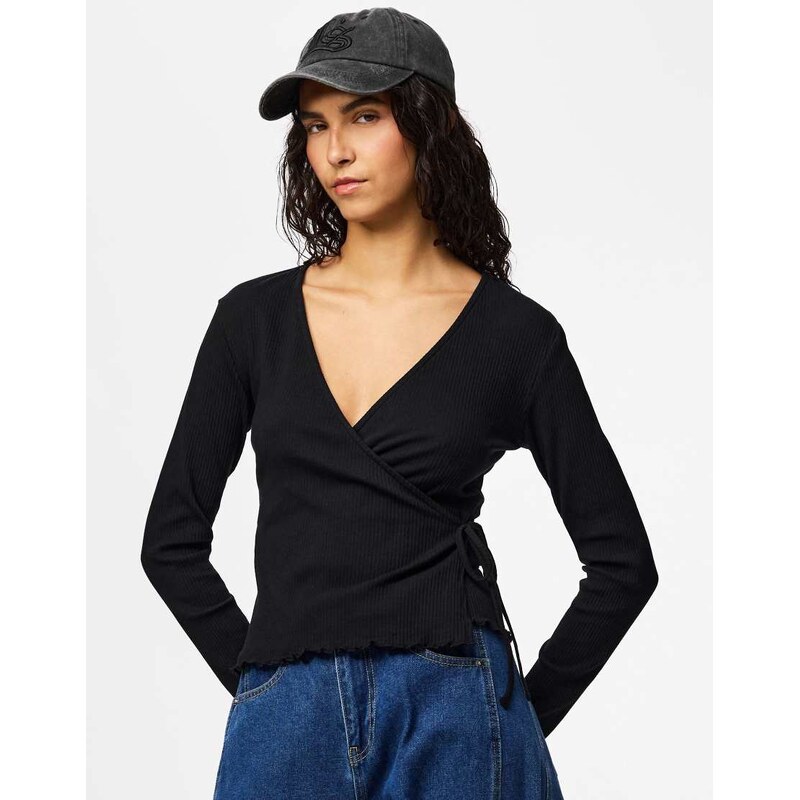 Pieces Wrap top in black1 115509478
