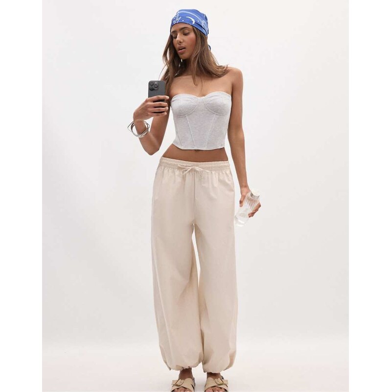 Stradivarius Balloon poplin trousers with stoppers in stone-Neutral 115527637