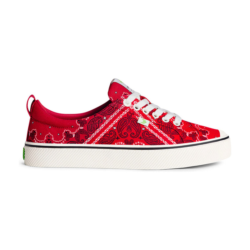 Dámské volnočasové boty Cariuma OCA Low Red Bandana Canvas