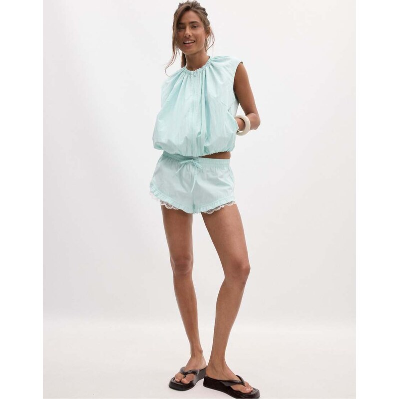 Stradivarius ruffled shorts in pastel green
