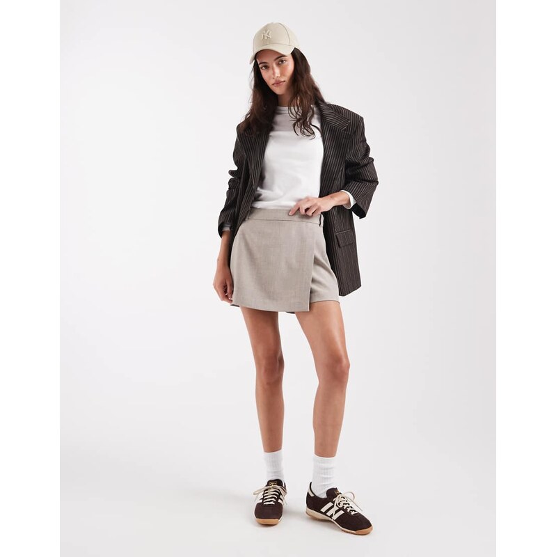 ONLY tailored skort in stone-Neutral