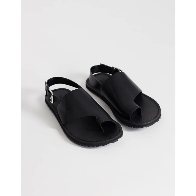Topshop Mandy round toe flat sandal with hardware in black