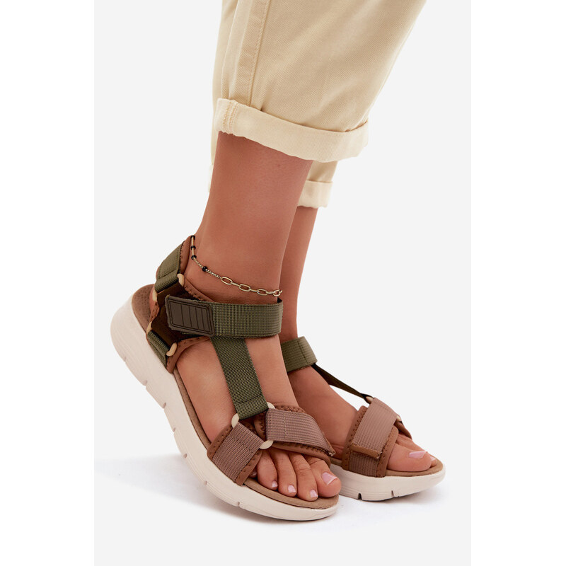 Sportovní dámské sandály model 22149818 Zelené - Artiker