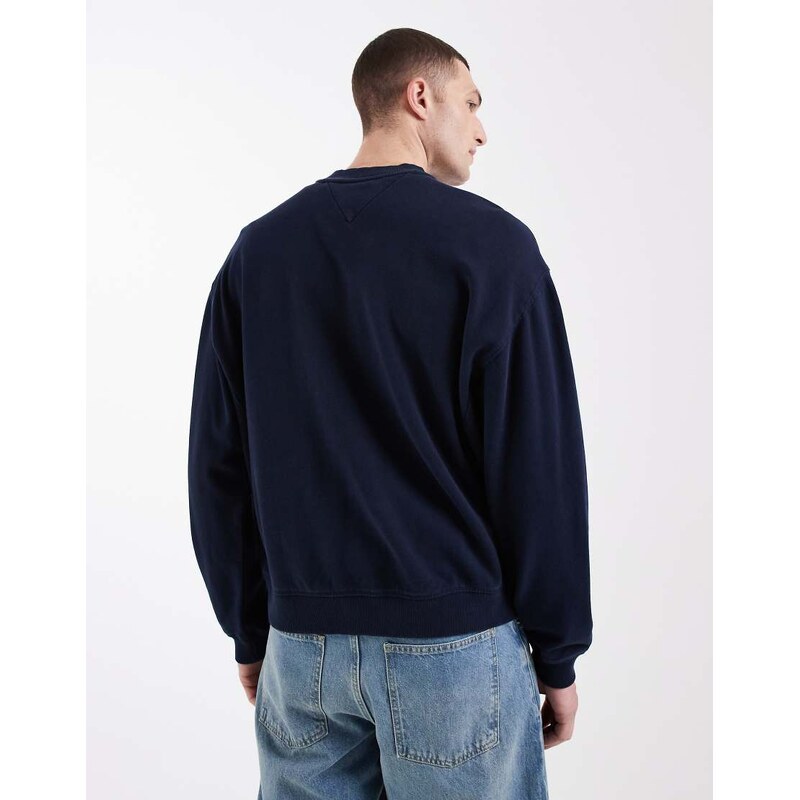 Tommy Jeans 90s wavy flag logo crewneck sweatshirt in navy