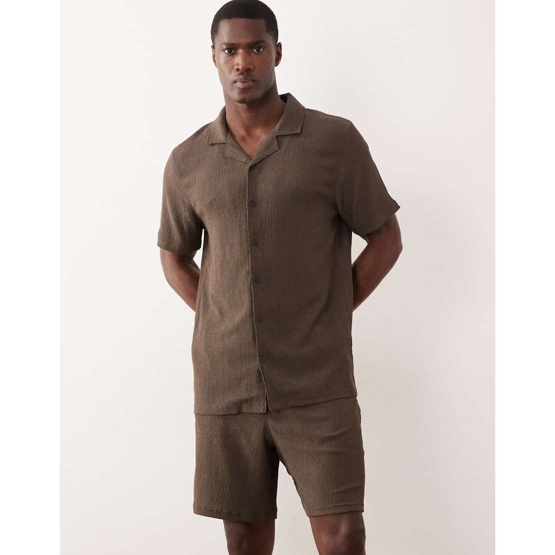 New Look co-ord crinkle shorts in brown