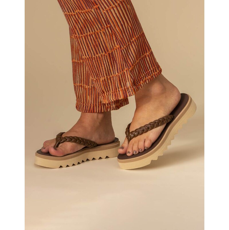 Havaianas slim point boho flip flops in brown 115547003