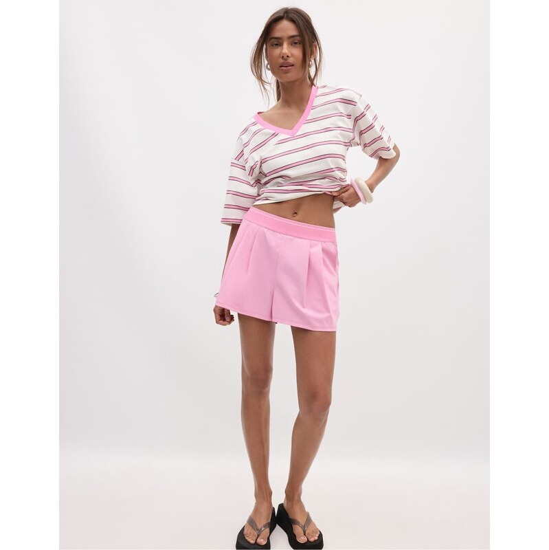 Stradivarius Smart shorts with elasticated waistband in bubblegum pink 115547127